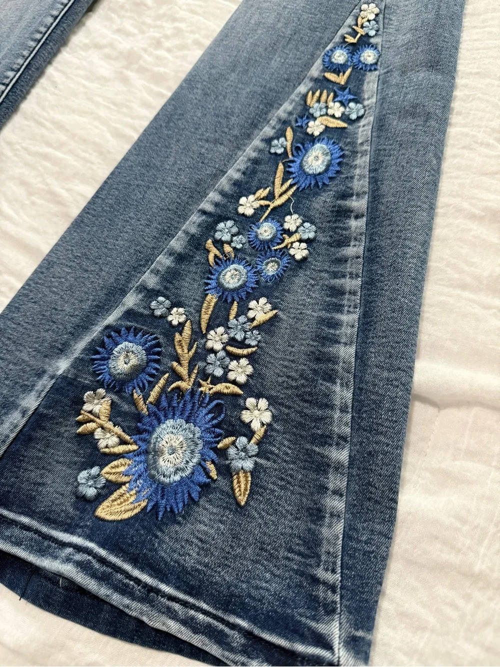 Fire & Rain Embroidered Flare Jeans 14 Boho Western Floral Denim